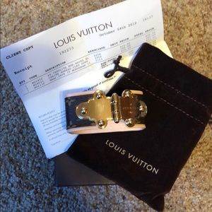 Louis Vuitton Jewelry - Brand New- Louis Vuitton Save It Monogram Bracelet Louis Vuitton Jewelry - Brand New- Louis Vuitton Save It Monogram Bracelet